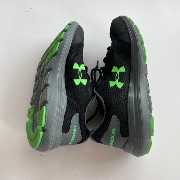 Under Armour UA Running shoes GS Surge 2 Black‎ Green Youth Size 5 Womens… - Picture 6 of 6